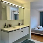 아파트 Boho Chic With 125sqm, 2 Bedroom 2 Baths With 36sqm Dual Terraces With Parking And 10 Min To