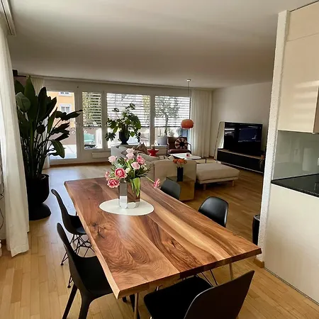 Boho Chic With 125sqm, 2 Bedroom 2 Baths With 36sqm Dual Terraces With Parking And 10 Min To