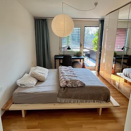 Boho Chic With 125sqm, 2 Bedroom 2 Baths With 36sqm Dual Terraces With Parking And 10 Min To * Zurich