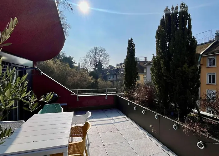 شقة Boho Chic Apt With 125Sqm, 2 Bedroom 2 Baths With 36Sqm Dual Terraces With Parking And 10 Min To Lake Zurich *